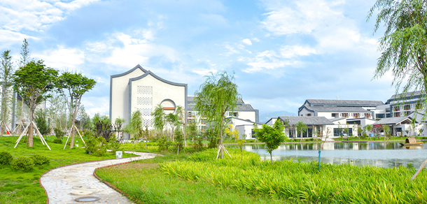 泰山科技學院