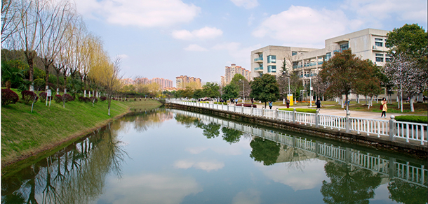 湖北經(jīng)濟學院 - 最美大學