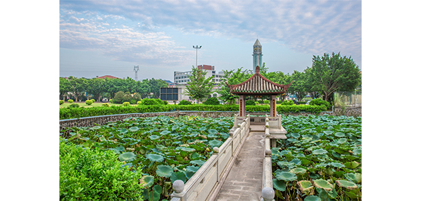 廣東梅州職業(yè)技術(shù)學(xué)院 - 最美大學(xué)